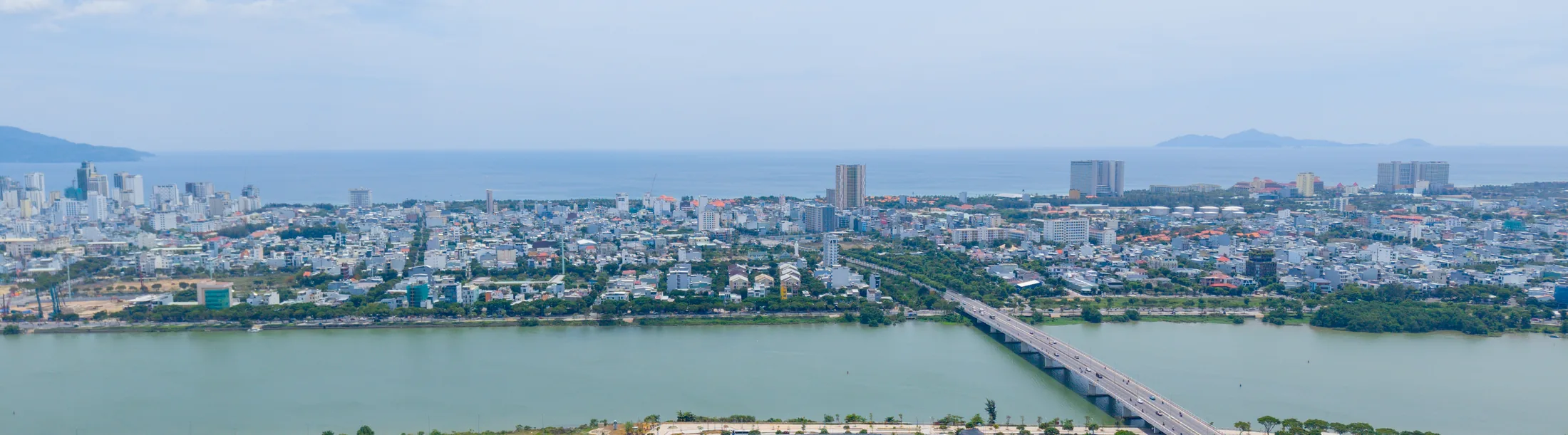 Tầm nhìn hướng sông Hàn từ cao độ 150 m tại Peninsula Private Đà Nẵng